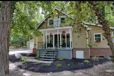 Image de Mountain Cabin in the Woods, Near Wineries & More!