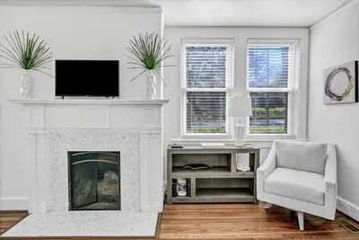 Image de Modern Gem in the Heart of Columbia