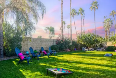 Image de New! Modern Spacious lux home in Kierland w/ pool & hot tub, billiards & arcade