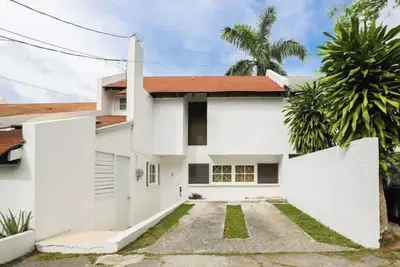 Image de Cozy 3 bedroom townhouse near airport and city center