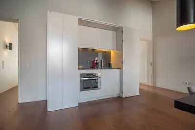 Image de 8 Building Apartment 403 [T2] - River & Garden View