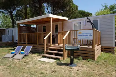 Image de Maison mobile avec terrasse et climatisation