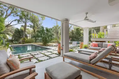Image de Private pool, Luxury furnishings, Elevator, Short walk to beach & town