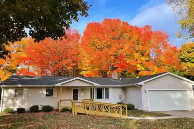 Image de 4 bedroom, 2 bathroom Home Perfect for a Family in Frankfort