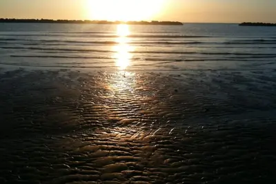 Image de Sea and beach from home Calliope