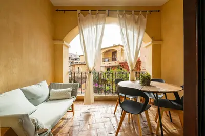 Image de Maison de vacances 'Raggio Di Luna 2' avec terrasse privée, Wi-Fi et climatisation.
