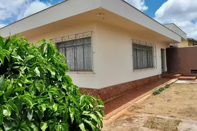 Image de Mansion in the center