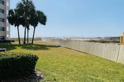 Image de Regency Towers #108 West - With Seasonal Beach Service!