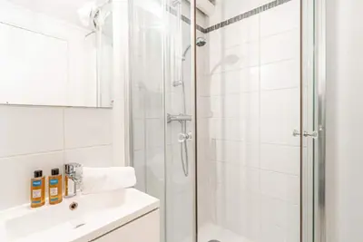 Image de 2br in Centre of City for family