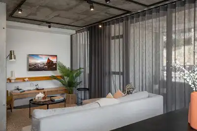 Contemporary 3-Bedroom in Bo-Kaap | Views and Pool