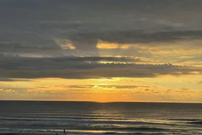 Image de Oceanfront Paradise! Best view and location in Carolina Beach! Walk everywhere!