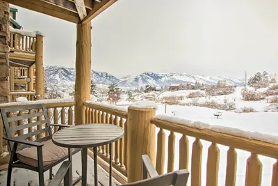 Image de Cozy Eden Condo w/ Mtn Views in Wolf Creek Resort!