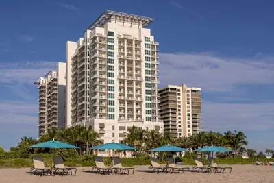Image de 🌴 Marriott Oceana Palms✨ Experience Paradise in a 2br Villa - Sleeps 8!