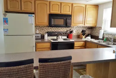Image de 2 bedroom / 2 bath oceanFRONT condo unit