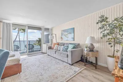 Image de Condo on beach with Ac