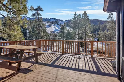 Image de Bear Mountain Views Chalet at Big Bear Lake
