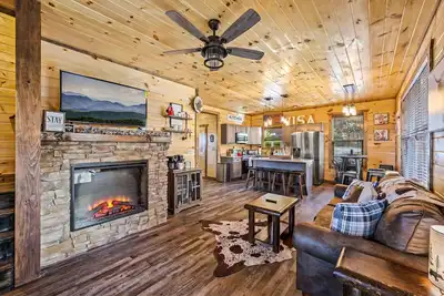 Image de Retreat to Mountain Views! R&R-Jacuzzi, Fire Pit 12mi Dollywood/16 mi Gatlinburg