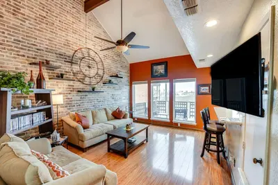 Image de Boat Slip Access: North Padre Island Condo!