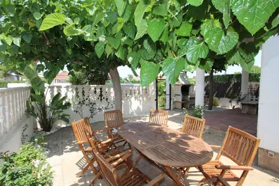 Image de Casa Geltru, Idéal pour vos vacances, proche de la mer, wifi gratuit, air climatisé en option, animeaux de compagnie autorisés, plage pour chiens