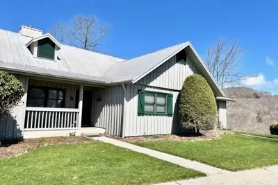 Image de Mountainside 202 Townhome - Pet Friendly