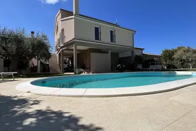Image de Picturesque \"Sonne\" vacation apartment with large pool and beautiful garden
