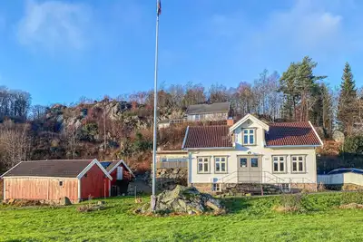 Image de Superbe maison à Farsund avec WiFi
