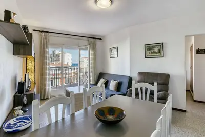 Image de Appartement 'Sol Y Mar 2 Dorm Playa Riells' avec Balcon