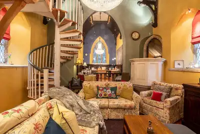 Image de Beautiful Restored 19th Century Gothic Church