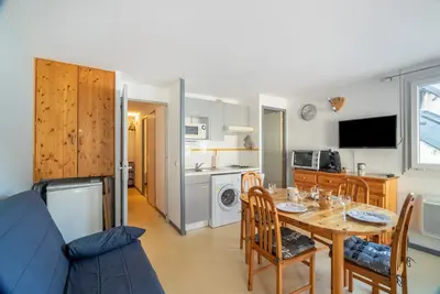 Image de Le Maintenon - Une Chambre Appartement, Couchages 4