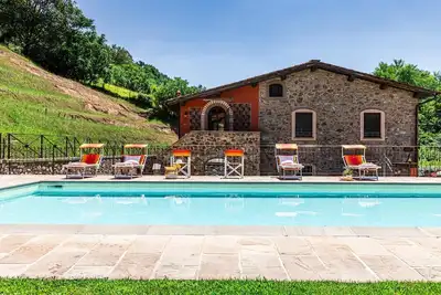 Image de Family sized apartment with external patio, barbecue and swimmingpool