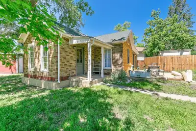 Image de The Vintage Golden Gem – Near Clear Creek