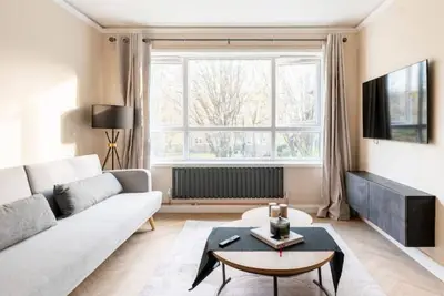 Cosy, modern 2 bed flat close to Big Ben