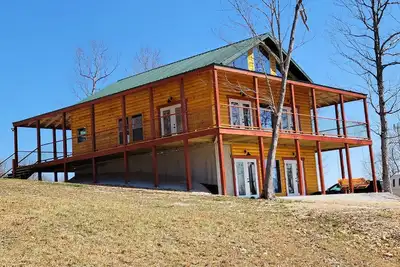 Beautiful Cabin less than 10 min to Buffalo River