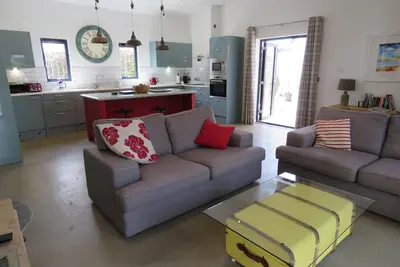Image de Contemporary 2 bed cottage in rural Devon. Sleeps 4. Dogs welcome