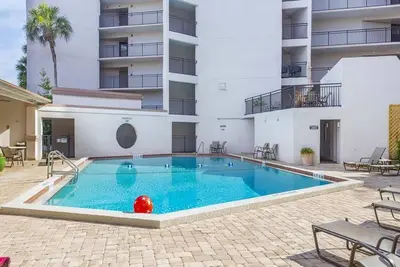 Image de Heated Pool ~ Great Price ~ Excellent Location on the Beach!