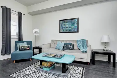 Image de This house is a 0 bedroom(s), 2 bathrooms, located in Indianapolis, In.