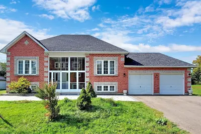 Image de Luxury cottage \"Twilight\" by the lake Simcoe