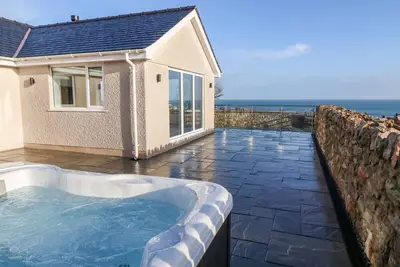 Image de Yr Hen Feudy, family friendly, luxury holiday cottage in Moelfre