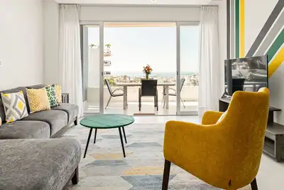 Image de Brand new building with breathtaking views! 2bd Condo for rent in Alta Vista, Pu