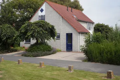 Image de Villa The Blue Kite, by the sea+golf course, fireplace, sauna, fenced garden