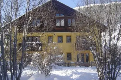 Image de Appartement de vacances La Punt-Chamues-ch pour 1 - 4 personnes avec 2 chambres à coucher - Ferme