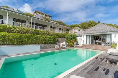 Image de Amalie (1/2 Rooms) Luxury villa