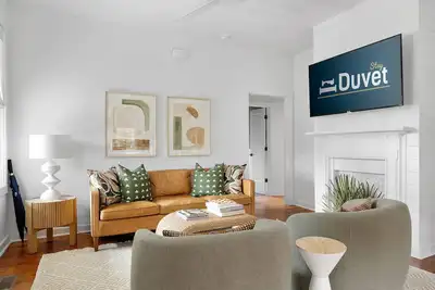 Image de Aloha Cottage | Heart of Park Circle