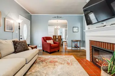 Image de Clean & comfy 3 bdrm/2 bath home; perfect location