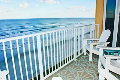 Image de Best Value - Oceanfront Condo w/ Pool • Walk to Flagler Ave • Shops & Dining