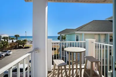 Image de ⭐Gulf Views-Across street to Private Beach-Balcony-Pool-Hot Tub-Gulfview Ii 311⭐