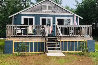 Image de Bearfoot Loj-  Private Sandy Beach!