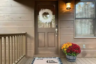 Image de Secluded creekside cabin in Blue Ridge mountains, hike/bike/family&pet friendly!