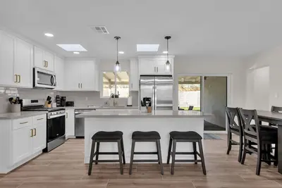 Image de Old town Scottsdale Ranch - 4 Br/3ba with hot tub, golf, & bocce! !