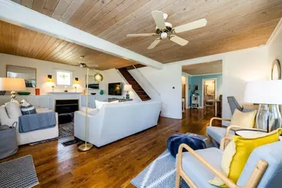 Image de Downtown Sawyer/Beach Getaway